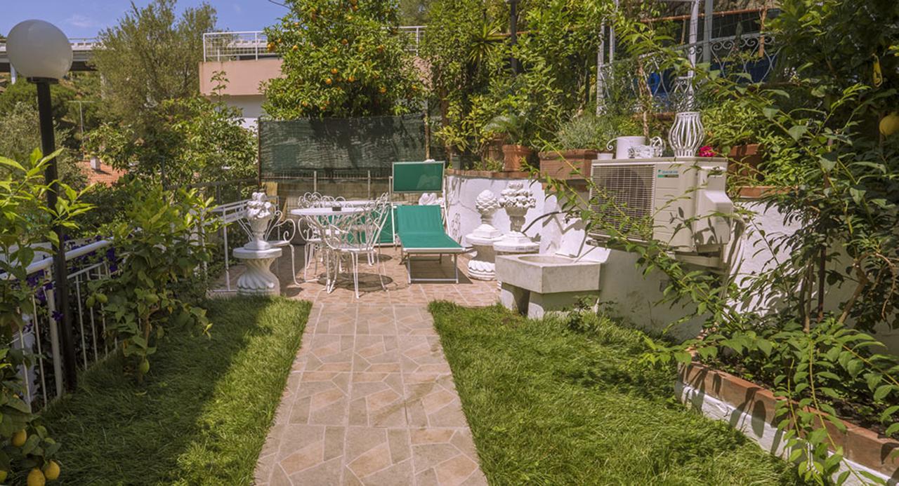 Bed And Breakfast Gioiello Celle Ligure Exterior foto