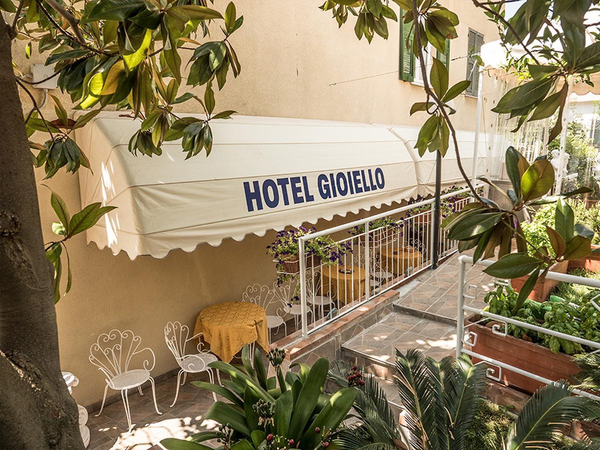 Bed And Breakfast Gioiello Celle Ligure Exterior foto